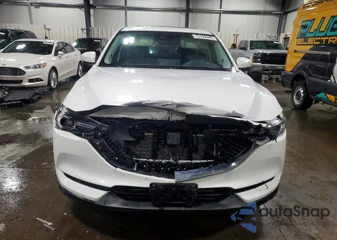 2021 Mazda Cx-5 Grand Touring Reserve z USA, uszkodzony, nr VIN JM3KFBAY4M0422339